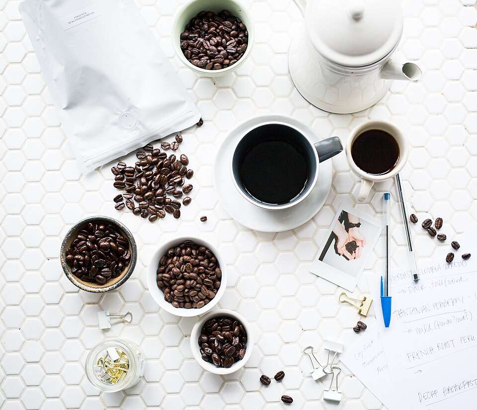 Roast notes and tasting cups